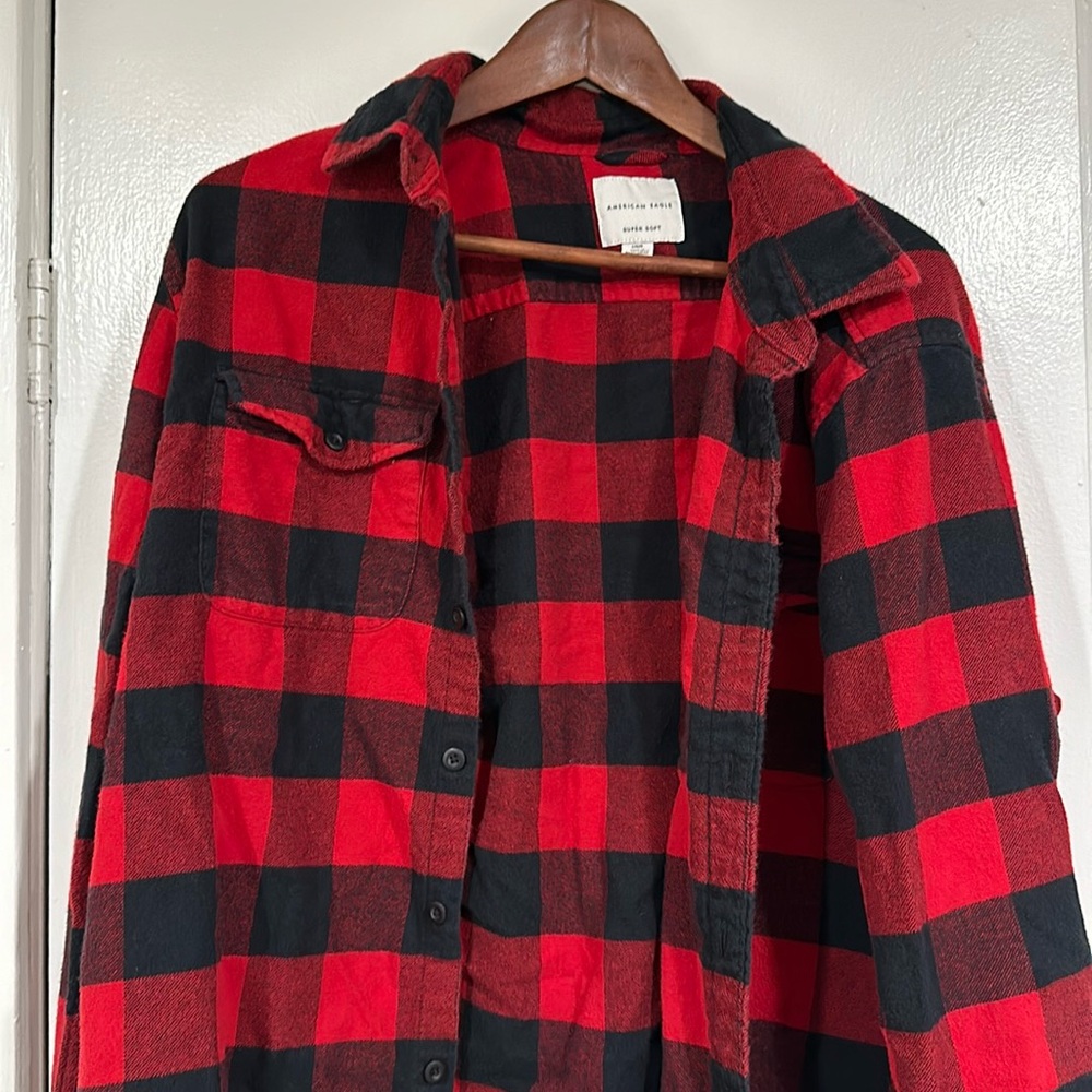 American Eagle Men’s Flannel (L)